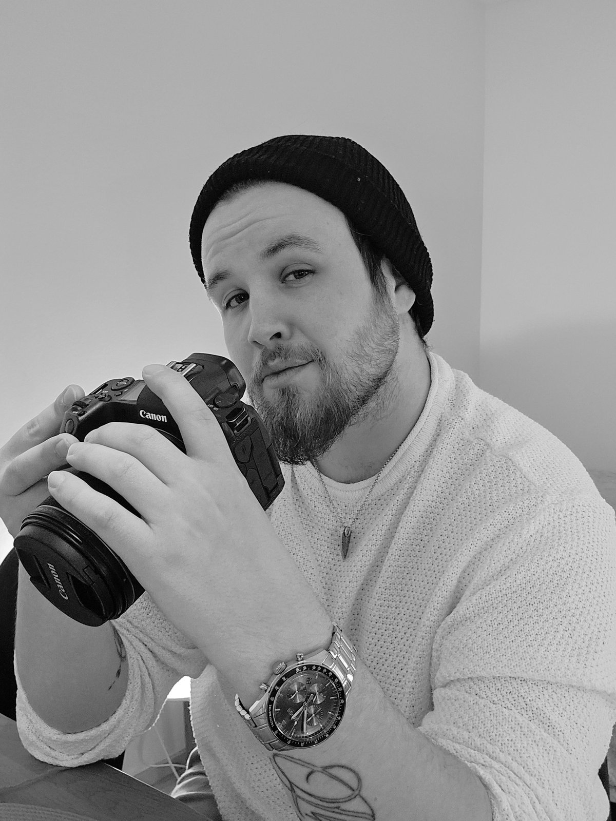 Robin — Moments by Robin